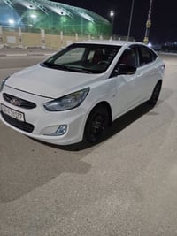 هيونداي اكسنت • اكسنت 2013 • سيارة خليجي • محرك 1600 • بصره • رقم دولي...