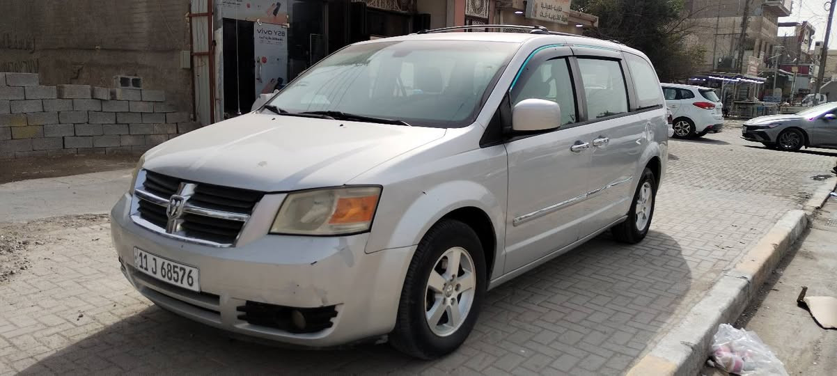 دوج كرفان ٢٠٠٨ محرك ٣٨٠٠ 
ابواب كهرباء و كشن السائق كهرباء و جام ٦ كهرباء
كير محرك صدر أمامي و خلفي تبريد ٣ قطع
رقم بغداد بسمي هزه جديدة
صبغ هلال جاملغات فقط
بارد بل الجنطة ومصلح نفسة مبين بل الصور
بغداد البياع *********** السعر ١٠٤
