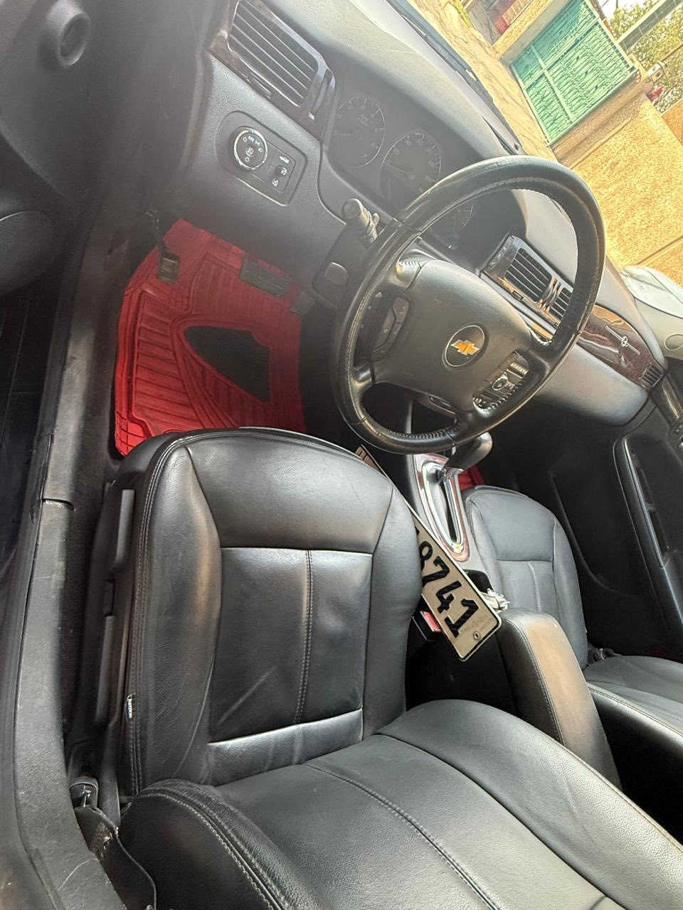 السلام عليكم..
امبالا LT رقم بغداد انكليزي باسمي 
2016 جديده جدا حادثها جاملغ وبنيد ولاقطعه صبغ فقط دعاميه للجماليه كشنات جلد 
كير ومحرك جدد مشدودات  وضفيره جديده 
ومنظمات تبريد وراديترات جدد
صدر امامي خلفي نظافه 100/100 تخم تاير جديد مناقصها ولابرغي والصور كدامكم 
السعر 125 ورقه
***********
