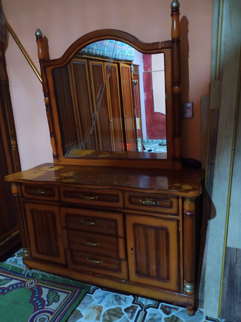 كنتور وميز مرايه وتاج مال جربايه وزاويه ملابس للبيع العنوان الزبير بسعر ١٥٠ الف لشراي يراسلني خاص او يعلق


**إذا كنت صاحب هذا الإعلان وتريد حذفه لأي سبب، رجاءا أرسل رسالة إلى الدعم الفني**