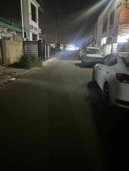 بيت للبيع ٢٠٠ متر واجهه ١٠ ونزال ٢٠ طابقين دبل فاليوم
كراج وحديقه ومدخلين صاله ومطبخ وحمام وغرفه ومنور 
طابق ثاني غرفه وحمام وسطحين بيت بصف الركن 
الموقع الغزالية شارع المشجر مربع تازة 
للاستفسار مكتب المشجر للعقار بداية شارع المشجر مقابيل محطة
***********
***********
***********
