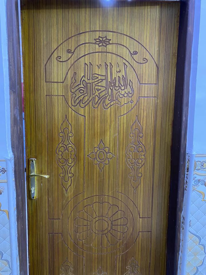 بوفيه وبيبان جدد للبيع المكان غراف قريه ال سهلان -***********
