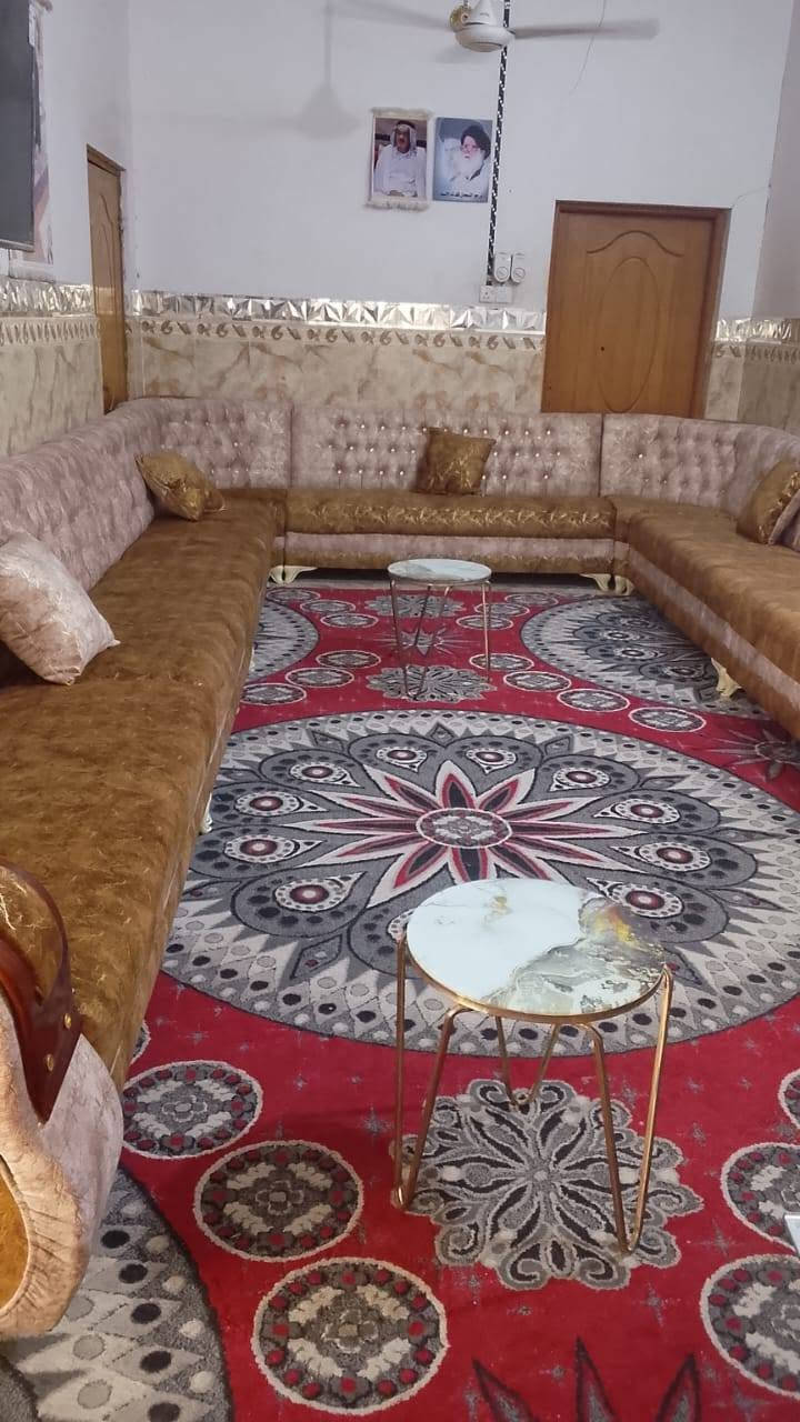 بيت 200 متر طابوا زراعي 
الواجه 16 متر والنزال 12 اونص 
ويكون بيتين كذلك كل بيت 100 متر منعزل 
يحتوي على غرفتين نوم وأستقبال وصالة طعام ومطبخ حار وبارد 
ومغاسل داخلية وخارجية ومكشوفتان وطارمة وكراج سيارة وحديقة 
مع هدية كاونتر 10 امتار وطباخ واوفن وساحبة وسبلت شرط ممستعملات 
شارع 12 متر 
الاساس صب 
والسقف شيلمان 
السعر 40 قفل 
واذا بيت واحد 25
العنوان علوة الفحل شارع الفلل قرب صورة
الامام العباس عليه السلام 
***********
جاهز للتطويب 
مبني عام 2016 
ومعاملته كاملة للتطويب
