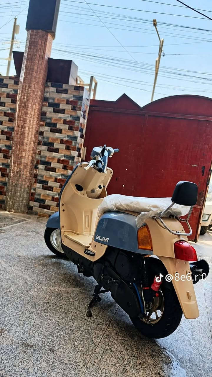 دراجه بوليس كابريتر مفتوحه باس بوشه بلاديه دراجه خير من الله تاخذه ربع ما ذب عليه كهربايات شغاله من طول لطول سلف هندر دبل اشاره كزوز رياضي  مكاني ناصريه مركز سعر 700 وبيه مجال ***********
