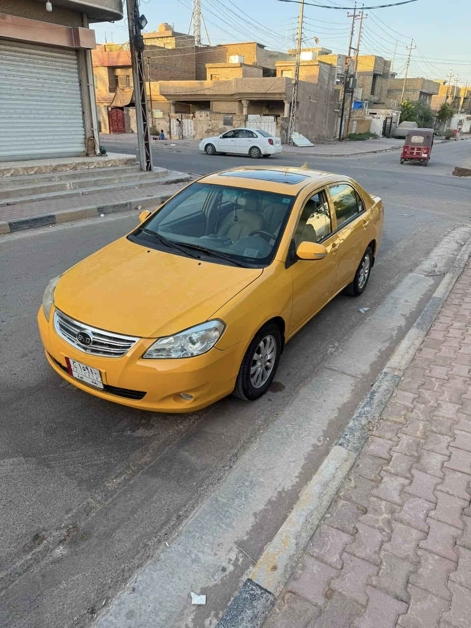السلام عليكم بي وايدي G3 2013 مكفوله كفاله عامه عامه ماعده لهلالت لخلفيه فقط غيرهن ماكو سياره جديده بعده رقم بغداد تحويل ثاني يوم كير ومكينه كورله 1800 لحديث مكينه جديده قبل فتره من شاده هيه ول كير صدر امامي خلفي جديد تخم تاير جديد سعر 55 وبيه مجال بسيط مكاني بغداد 
***********
