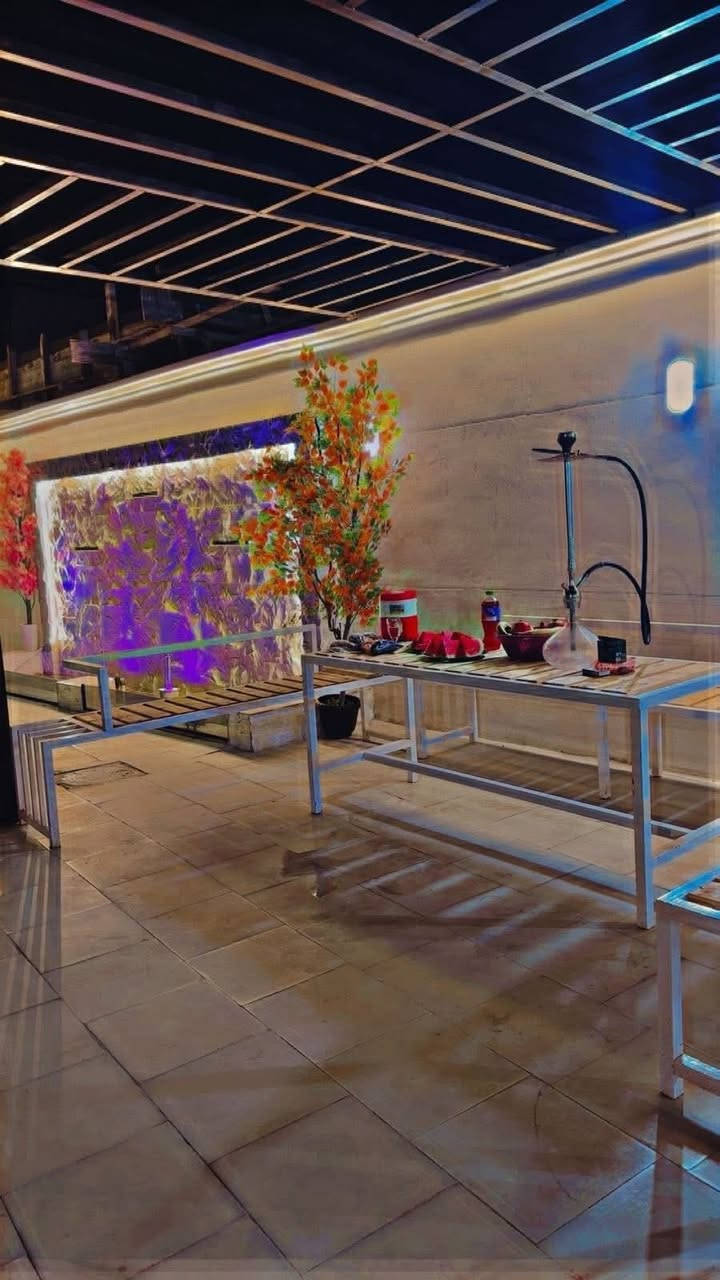 عروض العطلة سعر 200 فقط
عوائل) وشباب)شفت صباحي وشفت مسائي مبيت 

🌿 مزرعة ضي المدائن  🏡 

للأيجار … ( للعوائل  )  (وللشباب )

✨ هل تبحث عن أجواء راحة واسترخاء وسط الطبيعة؟

نوفر لك مزرعة مجهزة بالكامل للإيجار اليومي مع مسبح مغلق حار  بنظام الشفتات ونظام 24 ساعة . 

☀️ شفت صباحي: من الساعة 8 صباحاً حتى 6 مساءآ

🌙 شفت مسائي: من الساعة 8 مساءً حتى 6 صباحاً

🏠 استقبال – غرفة نوم – حمام – مطبخ متكامل – جلسات خارجية هادئة

🛰️ متوفر خدمة الأنترنيت 

❄️ متوفر كهرباء 24 ساعة

📍 الموقع: بغداد – المدائن 

📞 للحجز والاستفسار :***********

⚠️ الحجز المسبق ضروري لضمان توفر الموعد

احجز شفتك الآن واستمتع بأجواء راقية وخصوصية تامة 🌿✨مع المسبح المغلق الشتوي
