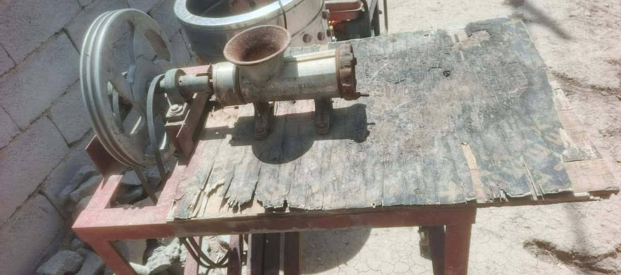 خباطه كهربايه مطوره محترك هلاسه مال دجاج وثارومه لبيع ***********
