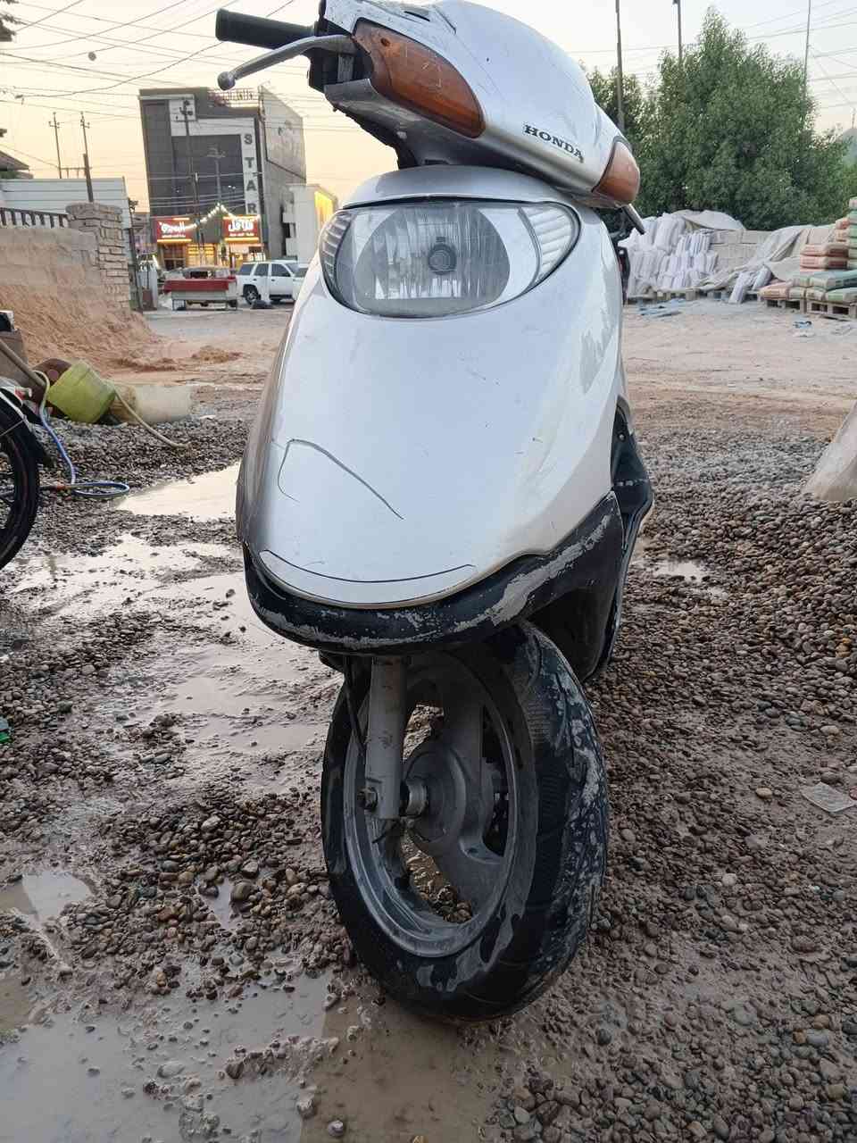 للبيع كامله من كلشي نقص بس كشن ب 350 وبيه مجال ***********
