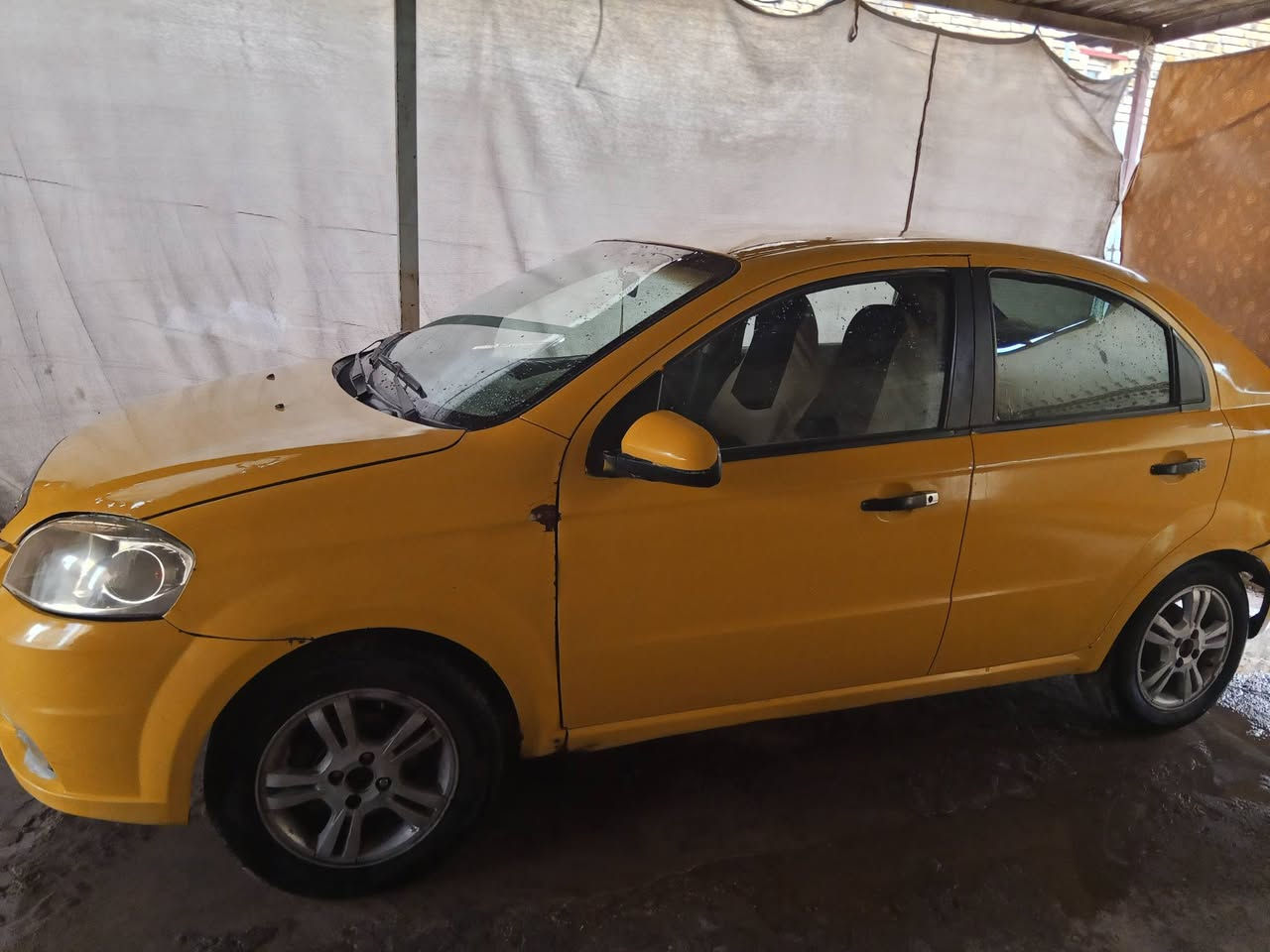 افيو 2009  محرك كورله ارقام انكليزي راعيهه موجود بالبصره
مكينه نضيفه  بس الكير رايدله تجفيت لان البك والرابع مايجي
ما عليهه اي ضريبه 
السعر 40 ورقه
ه‍/. ***********
