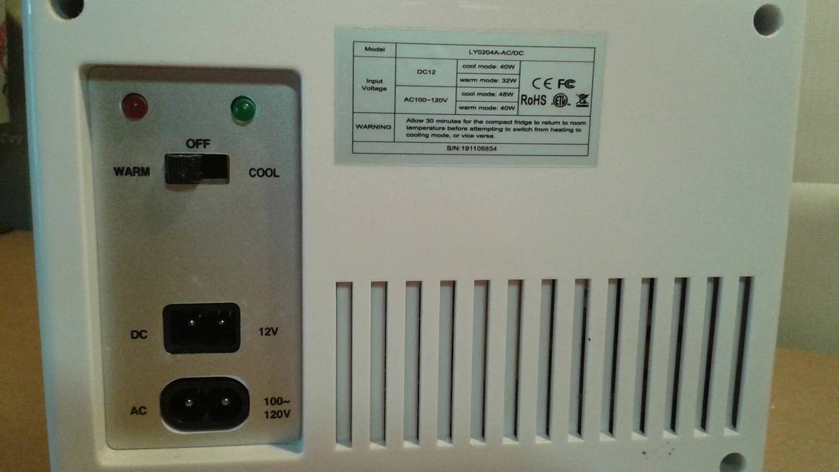 ثلاجة وسخان بنفس الوقت للسيارة والاستعمال الشخصي المواصفات كامل مذكور بالصور متوفر لونين قطعتين عندي اسود وابيض سعر القطعه ٤٠ الف
متوفر توصيل كافة المحافظات


**إذا كنت صاحب هذا الإعلان وتريد حذفه لأي سبب، رجاءا أرسل رسالة إلى الدعم الفني**