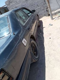 مازدا ٩٢٩ • ٦ سلندر • رقم نجف