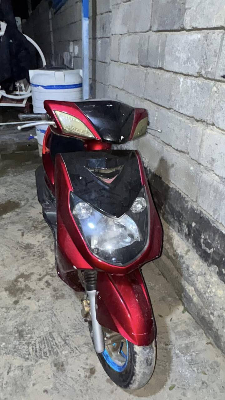 يا الله السلام عليكم للبيع سكنس فحل نوزل الدراجه عليها هاوزن رياضي و ويل تك خلفي اخذته قبل شهر رمبه وتاركه بسبب عدم تفرغ ما بيها نقوصاات فقط الدشبول و الاشاير طافيه من اخذته من الرمبه هيه هيج و ما سويتهن سعرها 1200وبيها مجال للشراي عنواني الدوره البوعيثه اجاوب اتصال فقط***********
