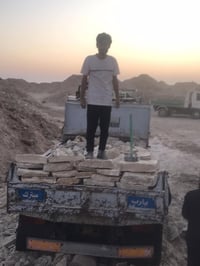 مواد بناء • رمل • اسمنت