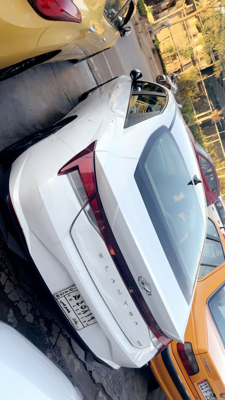 السلام عليكم سياره النتره خليج موديل 21 سياره كلش حلوه ونضيفه بيها طخه صبغ ربع بنيد بدون ايرباك بدون دواخل سياره حلوه بيها كم طخه بسيطه ممبينه بالصور مكاني بغداد سعرها 135 وبيها مجال واتساب *********** اتصال رصيد ع ***********
