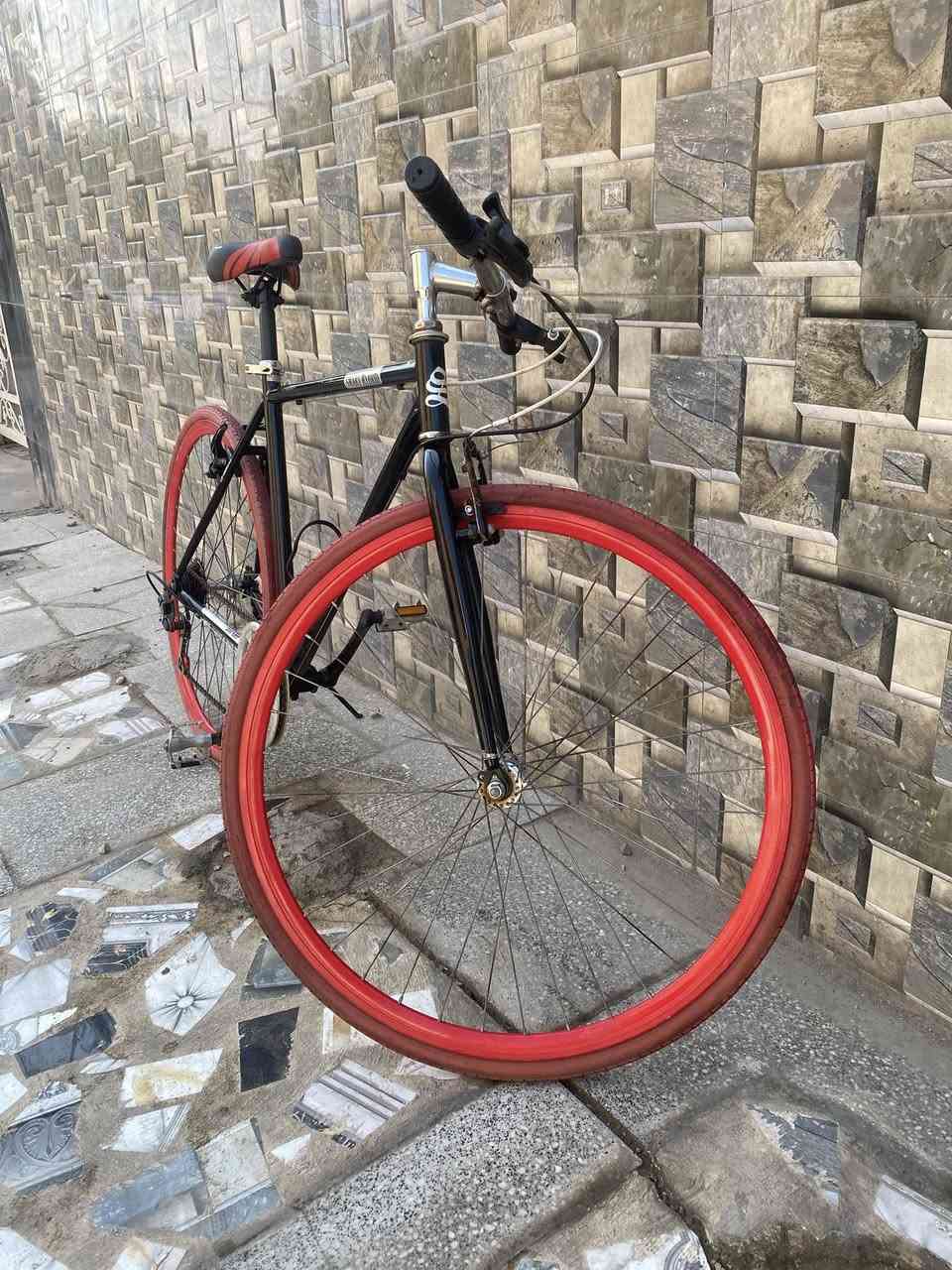 السلام عليكم🌹

للبيع فقط 

بايسكل c700 

خفيف جدا وسريع ✈

جاهز اي عطل مابي👍🏻

حجم C700 /28

وياله المنيوم طبقتين 

السعر 100 قفل

العنوان :🏭
بغداد الطالبية قرب كلية الادارة والاقتصاد 
 
نعتذر عن المراوس🚲

الرقم للتواصل /***********
