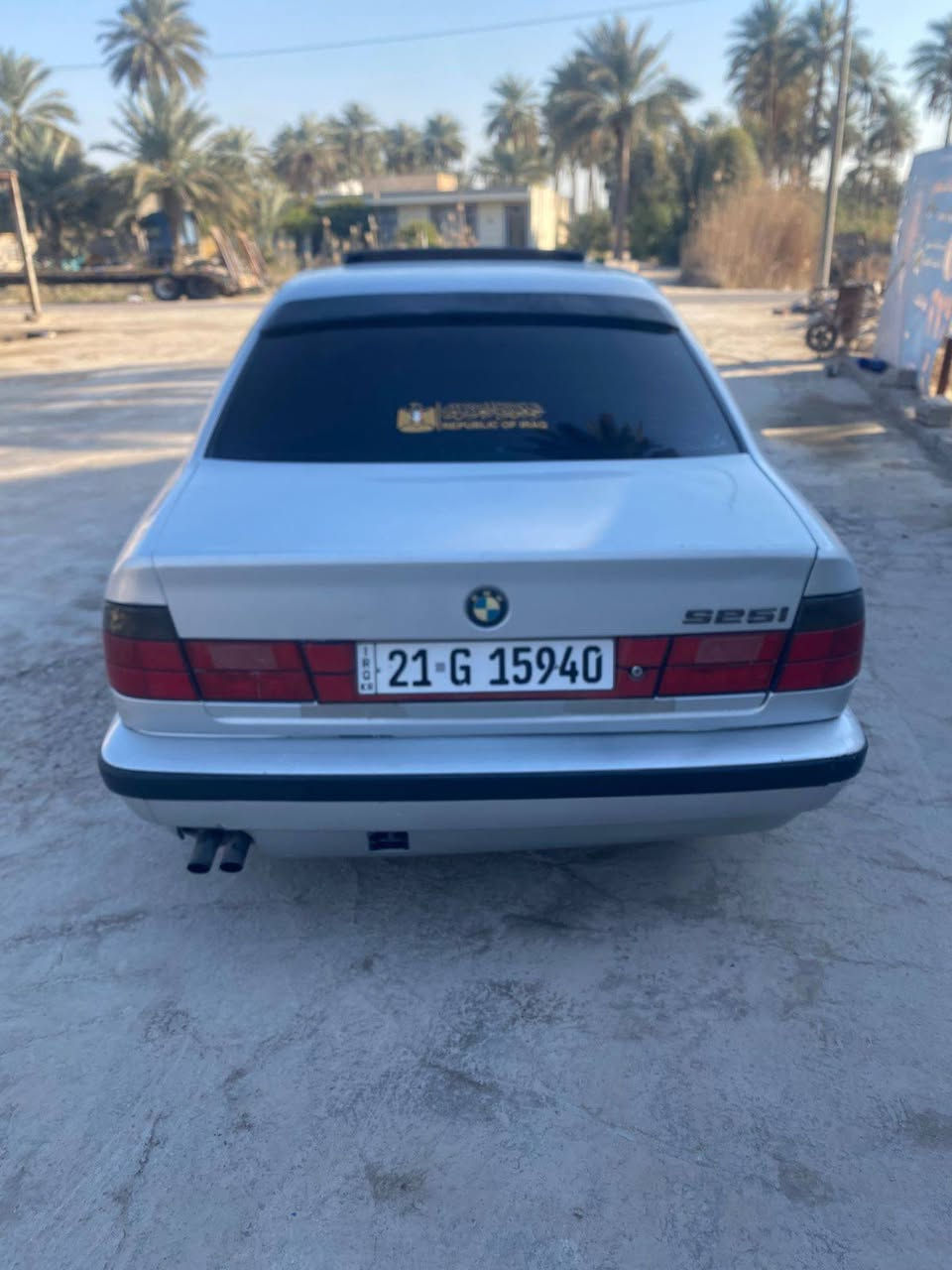 يا الله 525 اصل بليته وتكمه 1990
محرك مسكر عدل 25 نعومه فول 
كير الماني 
شلعه تحرك التاير جواهه 
شرط ترايك 200
فلنجات دسكات جدد 
عزل صوت فول بيهه 
تخم تاير 
رادتر جديد 
بجم عريض 
سلايت شغال 
تبريد شغال ثلج 
دركه ام 
سستم صوت جديد 
برده خلفيه وبردات جانبيه بلاد 
غرفهم جلد جديده 
كهربيات بلاد 
مالكه عربي تريد تحويل تريد وكاله 
مكان بابل ***********. السعر 62
