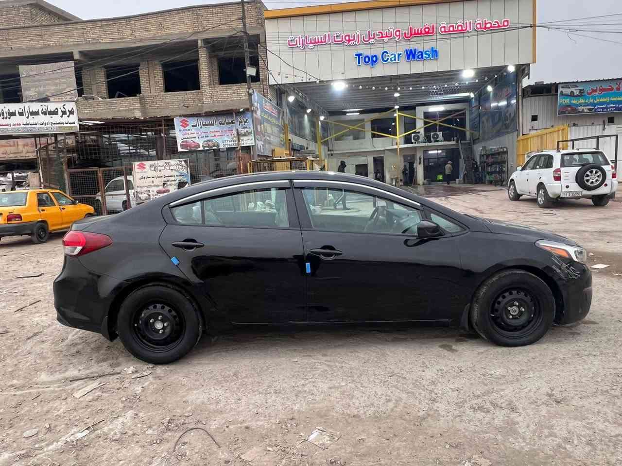 فورتي موديل 2017 وارد امريكي حادث بنيد وجاملغ والجاملغ الثاني بي رصعه ومصبوغ وبل العراق صبغت الدوسه سياره احلى من الصور ونضيفه كير محرك تبريد تخم تاير خير من الله ماشيه98 الف 
رقم اربيل الدولي الجديد باسمي تريد تحويل تريد وكاله 
مكانهه بغداد السعر107$ وبيهه مجال بسيط 
الاستفسار  ***********
غير متواجد فيس )
