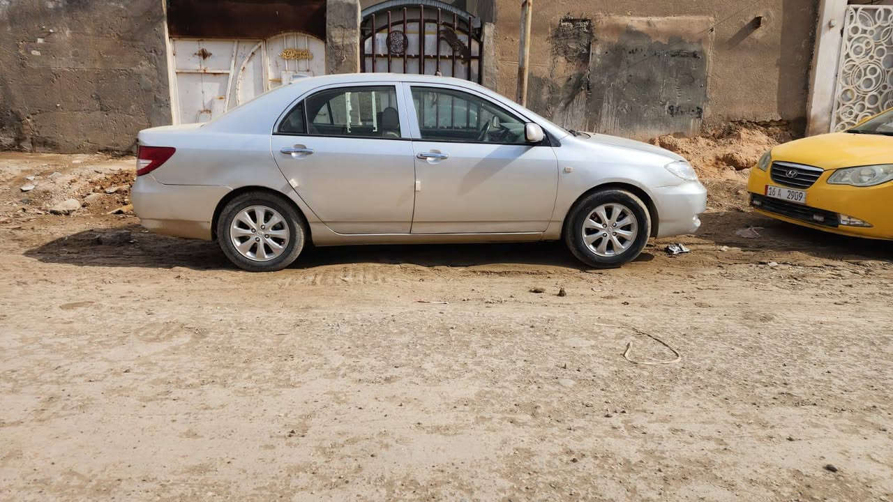 السلام عليكم بي واي دي f3 2013
رقم دولي سنويه لل30 سياره جاهزه من كل كلشي كفاله كير اوتماتيك محرك تخم تاير كلشي جديد بيه بدون ضربه بدون صبغ مكاني ديوانيه مركز.      السعر 58  أو مراوس حسب القناعه   ***********
