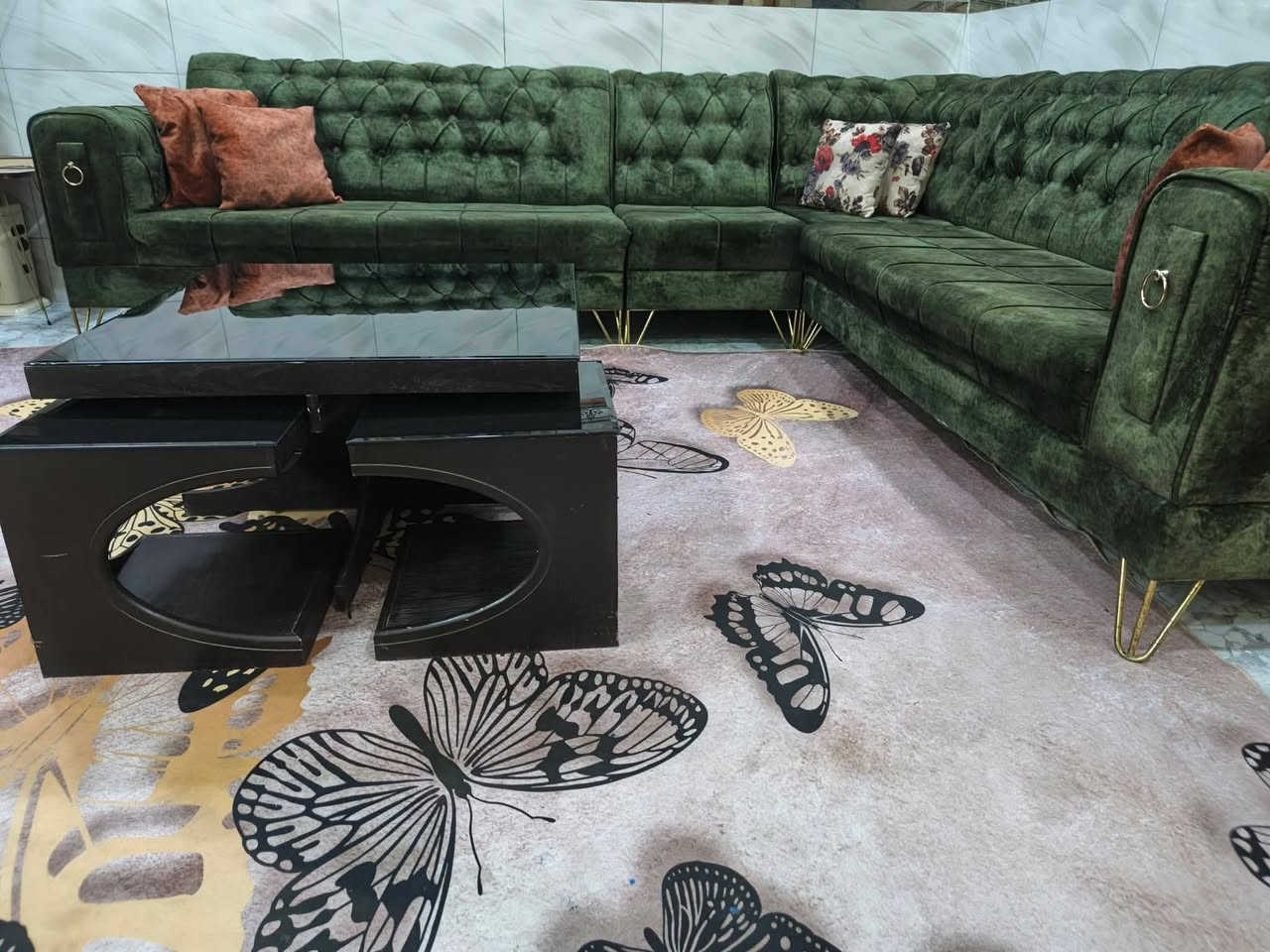 ديوان تسكام قوي جداا اخو  الجديد  14 مقعد مع طبلات عدد 5
عنواني التراث سعره 475
***********
