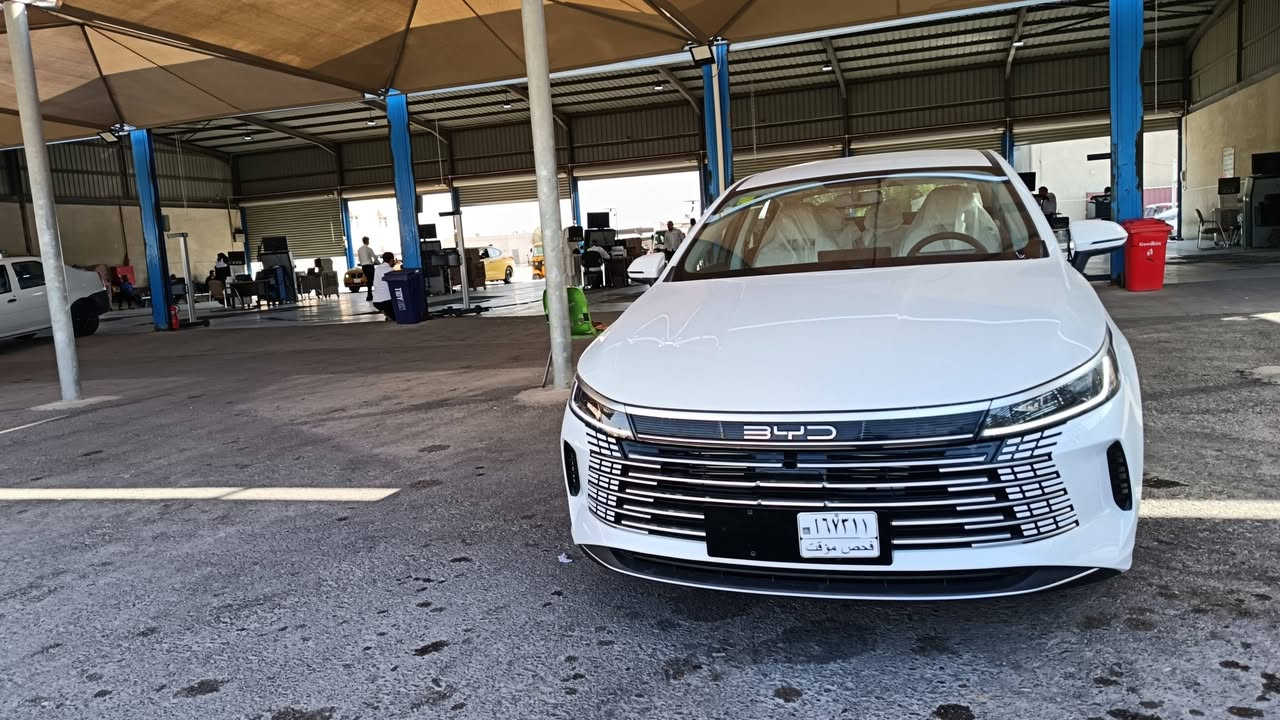 السلام عليكم ورحمة الله وبركاته
دستورير ٢٥ ماشيه بيها شخط صغير بالدعاميه الخلفيه صبغ مال دراجه بعدني ممبولشه مثل ماواضح بالصوره محرك ٢٦٠٠ وكهرباء ٧٠٠٠ المجموع ٨٨٠٠ قفل من الاخير ب١٨ بدون معامله رجأ الشراي يتصل اليعامل لايخابر اترجاكم تحياتي للجميع


**إذا كنت صاحب هذا الإعلان وتريد حذفه لأي سبب، رجاءا أرسل رسالة إلى الدعم الفني**