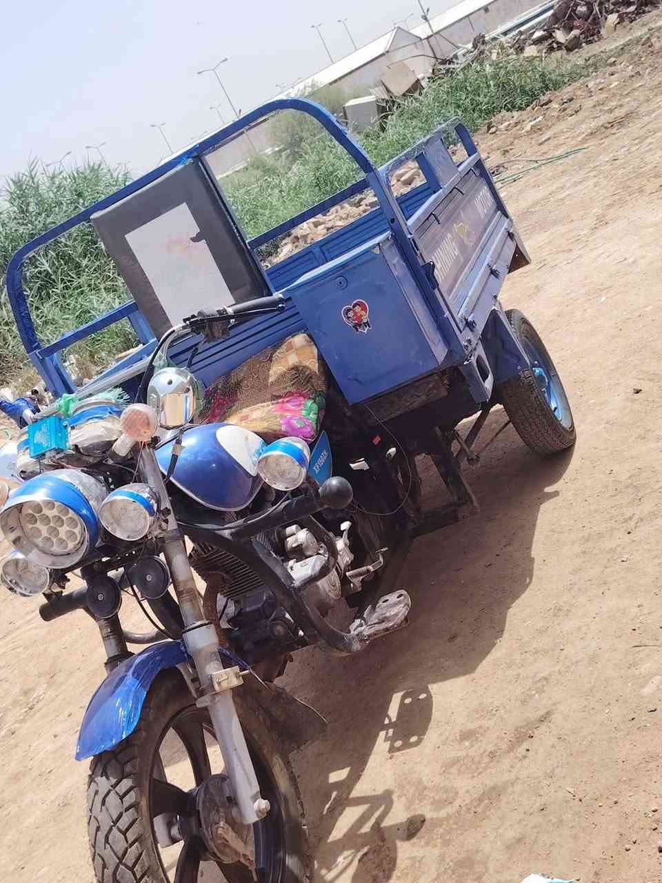 سلام عليكم للبيع 15 أوراق اصولي جهازه من كلش شاصي مكفول مكينه مكفول لا تنقيص ولا بخار مكاني دوانيه  حي الجامعه سعر 1200 وبيه مجل شراي يتصل ومكلف بنشر ‏‪***********‬‏
