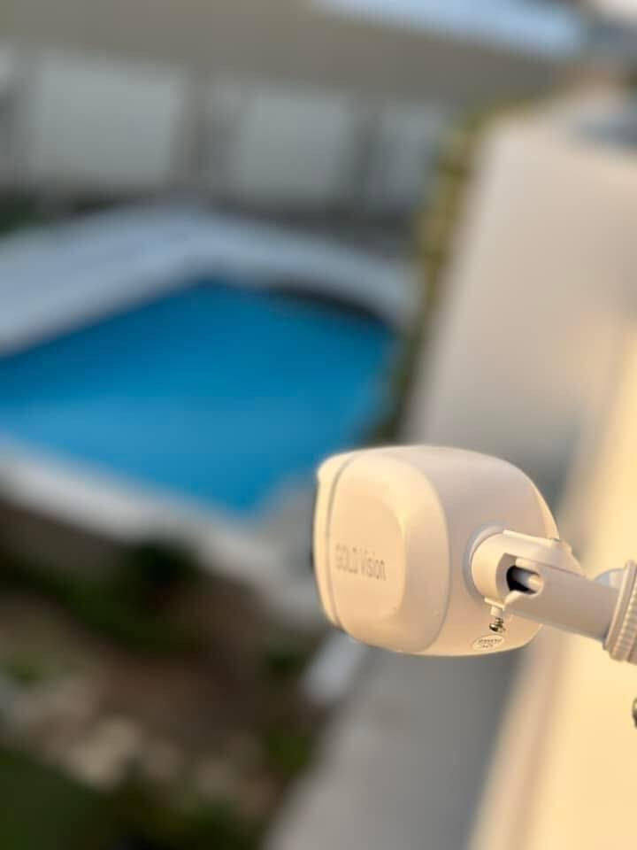 الاصلي.. الاصلي.. الاصلي 
منظومات كاميرات اصلية ضمان سنه كاملة  وهاردات اصلية ايضا ضمان سنة كاملة و تثبيت ونصب مع كادر مختص  ومتميز 
باسعار الجملة 
- تجهيز ونصب  الكاميرات  دهوا - هيكفجن - هايلوك - اسوار 
- نصب جميع انظمة الكاميرات Ip , Analoge 
-برمجة الكاميرات وربطها على اجهزة الهواتف الذكية "الموبايل" 
- صيانة الكاميرات المتوقفة 
-
-نستخدم  اجود انواع الكيبلات والفيش والقواطع 
- ضمان حقيقي بعد الخدمه 
للحجز والاستفسار الاتصال: 
*********** 

يرجى زيارة الصفحة لاطلاع على اعمالنا المنجزة

#اسوار #دهوا #هيكفجن #نصب #كامرات #كاميرات #بديالى
