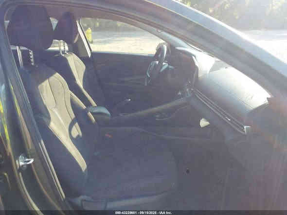 🇮🇶🇺🇸 فرصة مميزة لأصحاب كتب الشهداء 🇮🇶🇺🇸
اعلان مزاد
السعر بيع مباشر : 8,650 $
تاريخ المزاد يوم : 2025/12/5
نوع السيارة:  HYUNDAI ELANTRA SEL 2024
#يمكن_إدخالها_بكتاب_ذوي #الشهداء
#او_شحنها #إلى_الأمارات
#إقليم_كردستان 
#العقبة
#ام_قصر
الضرر كما موضح بالصور
📍 العنوان : الموصل حي الوحده الشارع العام قرب دائرة اللجان الطبية 
📞 : ***********
📞 : ***********
📞 : ***********
#مزاد_الامين_للسيارات_الامريكية_
