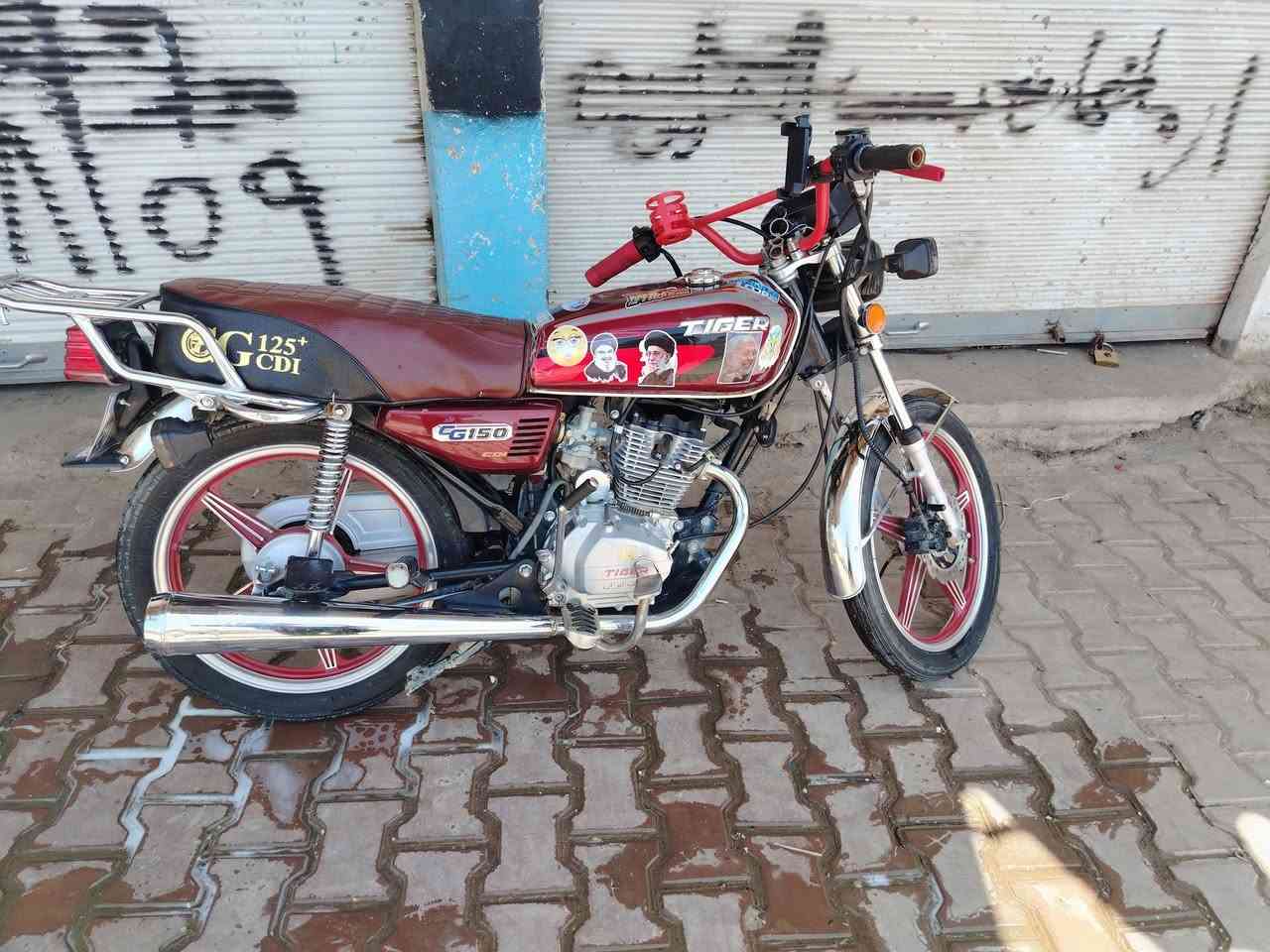 دراجه تايكر  خمسه كير مكينه ما مفتوحه أوراق موجوده ويرمن كلها شغال موديل ٢٠٢٠ سعر ٥٠٠ رقمي ***********

