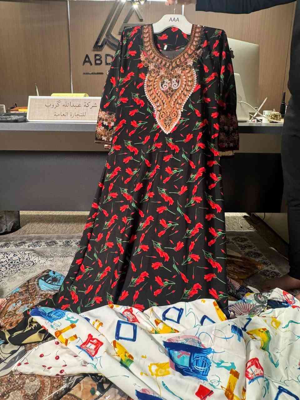 مخاور سعر الدرزن 90 الف
 #تخفيضات #مخازن_الشورجة_حصرآ


**إذا كنت صاحب هذا الإعلان وتريد حذفه لأي سبب، رجاءا أرسل رسالة إلى الدعم الفني**