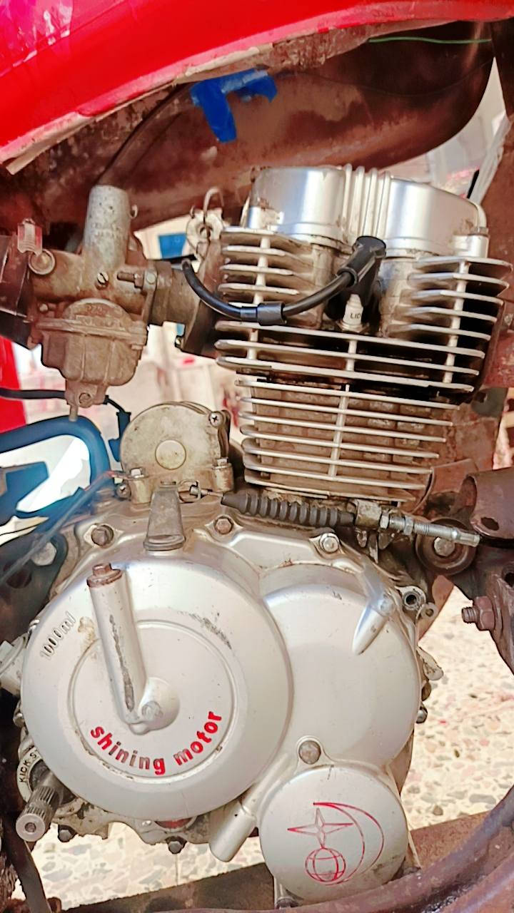 السلام عليكم ستوته سلطان للبيع موديل 14 اوراق اصولي بأسمي شاصي مكفول مكينه نضيفة نكرة سلف السعر مليون وبيهه مجال قليل شراي يخابرني مو شراي لا تعبني ***********
***********واتساب
