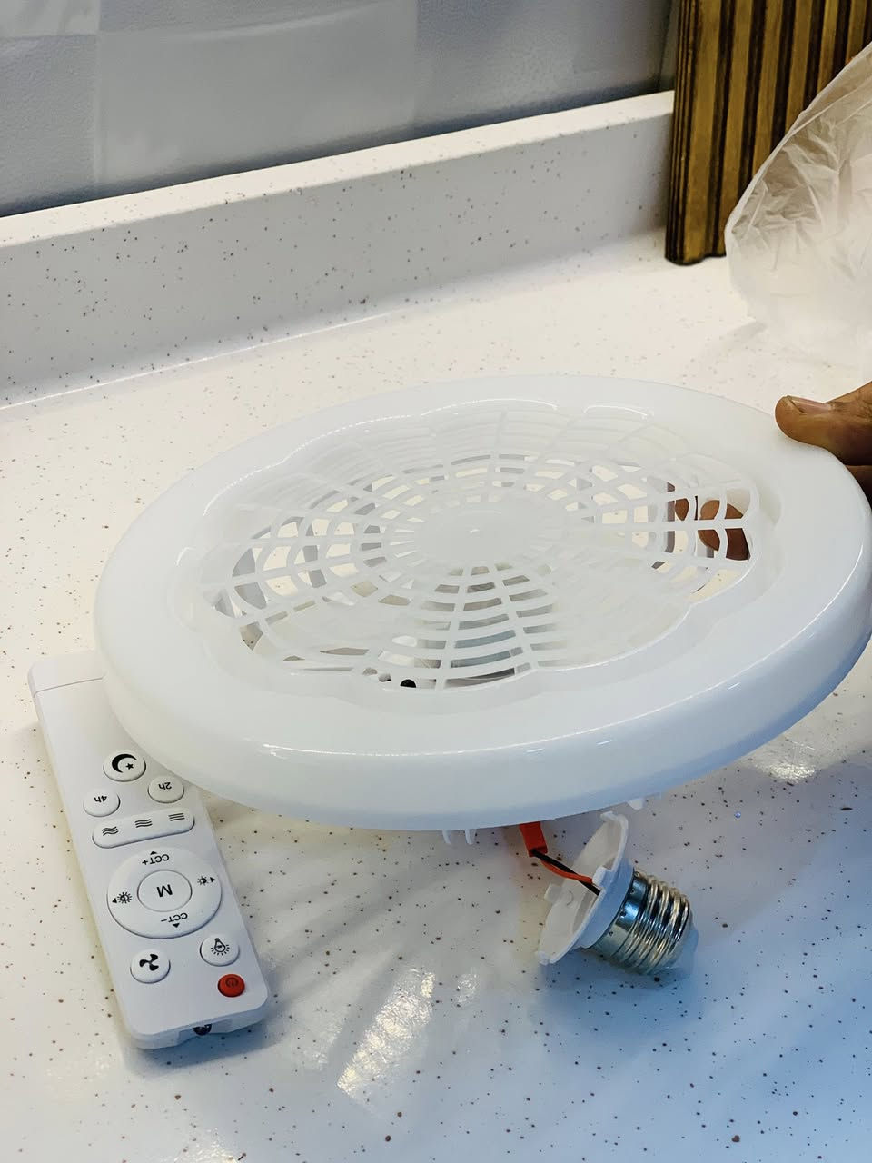 كلوب مروحه تحكم ريمونت لد صوئي هولدر قطعه10 الف مع التوصيل


**إذا كنت صاحب هذا الإعلان وتريد حذفه لأي سبب، رجاءا أرسل رسالة إلى الدعم الفني**