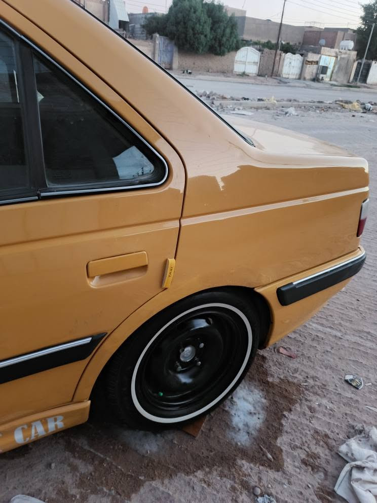 السلام عليكم. بيجو بارص ١٥ السياره بسمي سنويه ل ٢٧ بيها بنيد طاير بدون حادث مرجع نفسه بس داير جاملع فوك تاير معمر  هزه جديده. مكينه جديده شادها جديده زوج درايم وحداديه جديده عينه وصينه جداد بريك عنبار بريش جديد شادها سياره ما بيها نقص من باتري وتايرات و دوشمه كله جديد نافضها كلها ناعمة وترايها وشلعه تخبل. إخوان سعرها 41
 قفل. مكاني حله شارع ٨٠ . وهذا رقمي  *********** حلة, بابل
