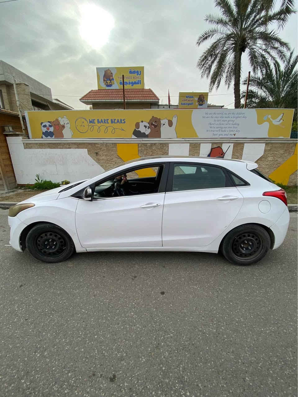 سلام عليكم للبيع
هونداي النترا هاشباك موديل 16 أمريكي 
شاشة كبيرة
محرك مفتوح مبدل بيها رواجز حجم 2000GDI
ماشية 120 الف كيلو 
السيارة رقم جديد ماعليها اي غرامة وباسمي
نقصها قاعدة دبل جهة سايق
تايرات نص عمر 
وبيها سونار واذا تريد تاخذها سونار بكيفك بعد
السيارة جاهزة مابيها نقص 
حادثها صندوك وهنا ابغداد شخوط بيهاوطخات بسيطة
السعر 105$ وبيها مجال قليل
مكان السيارة بغداد السيدية او كفاءات السيدية بغداد, العراق


**إذا كنت صاحب هذا الإعلان وتريد حذفه لأي سبب، رجاءا أرسل رسالة إلى الدعم الفني**