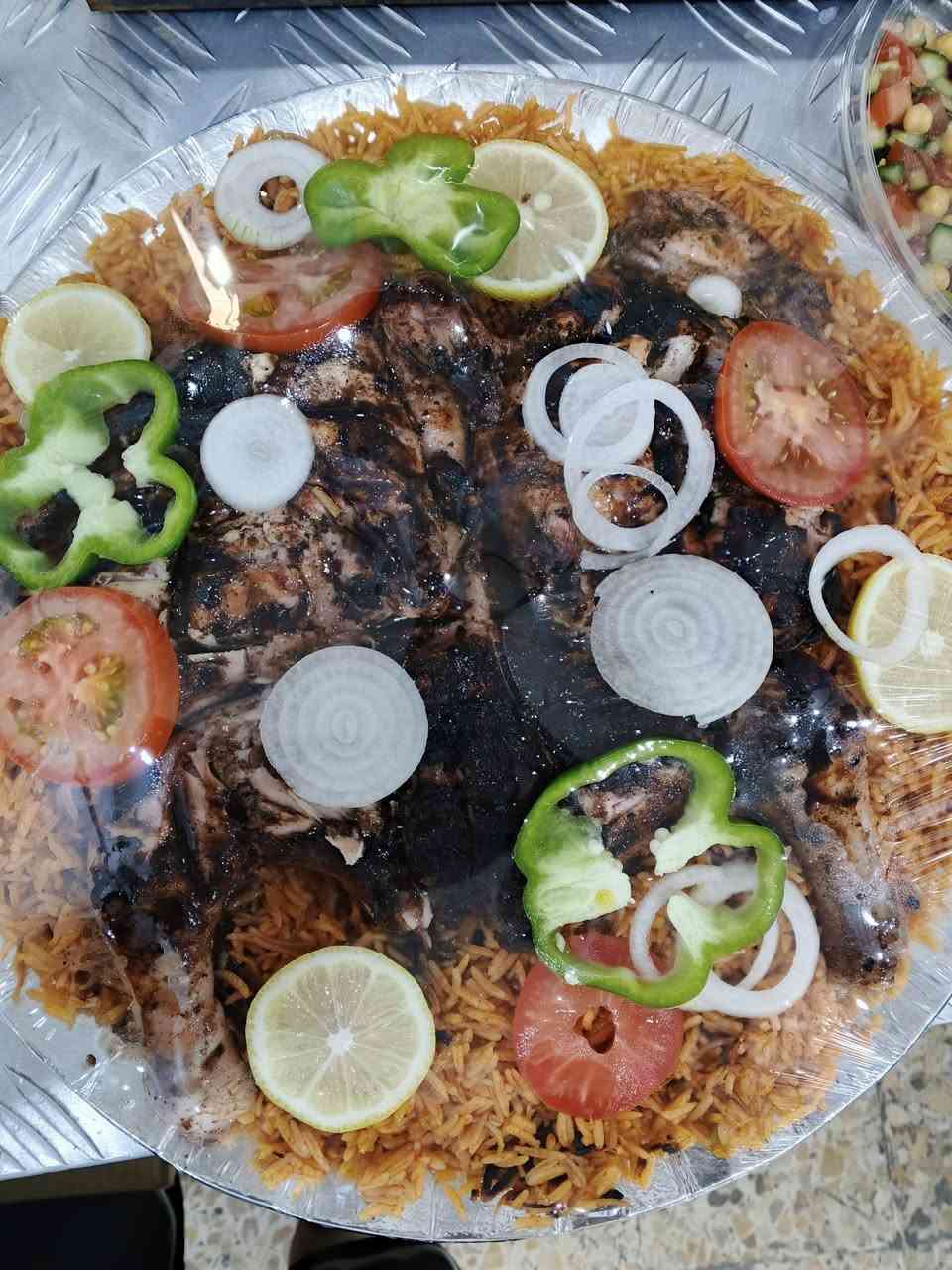 السلام عليكم
يتشرف مطعم الاخوين بستقبالكم على مدار الأسبوع فطور وغداء وعشاء 
شارع الكويتي قرب سكله عامر عبسي
دجاج على الفحم مع تمن
أجنحة على الفحم مع تمن
عرايس 
مشاوي
***********
***********
