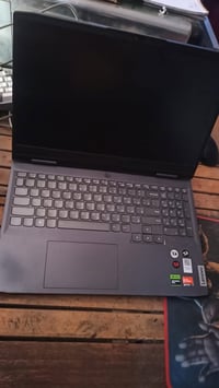 RTX 4050 6GB • R7 7840Hs • DDR5 16GB