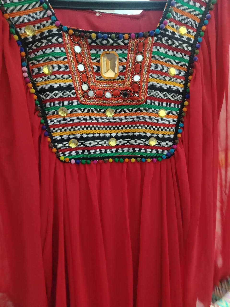 مخور شيفون يجنن يلبس لحد قياس ٩٥ ب ٢٠ بس


**إذا كنت صاحب هذا الإعلان وتريد حذفه لأي سبب، رجاءا أرسل رسالة إلى الدعم الفني**