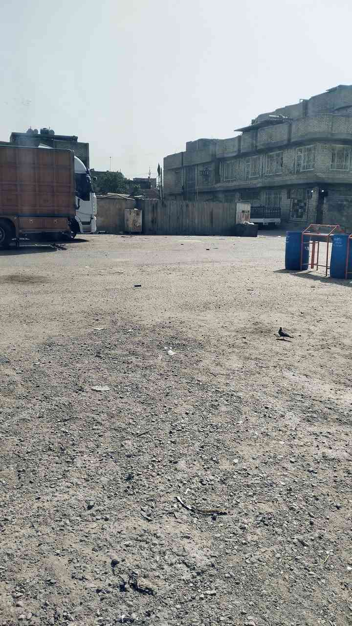 بيت 144 على ساحه مقابل مدرسه المهند
***********
