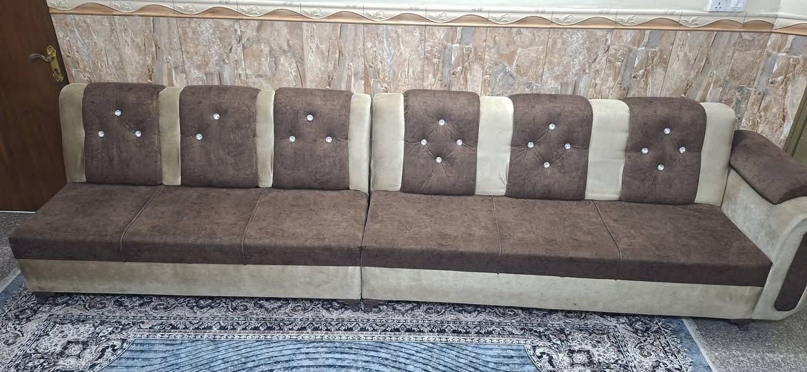 نفقات للبيع ٨ قطع للاستفسار اتصال على الرقم ***********
