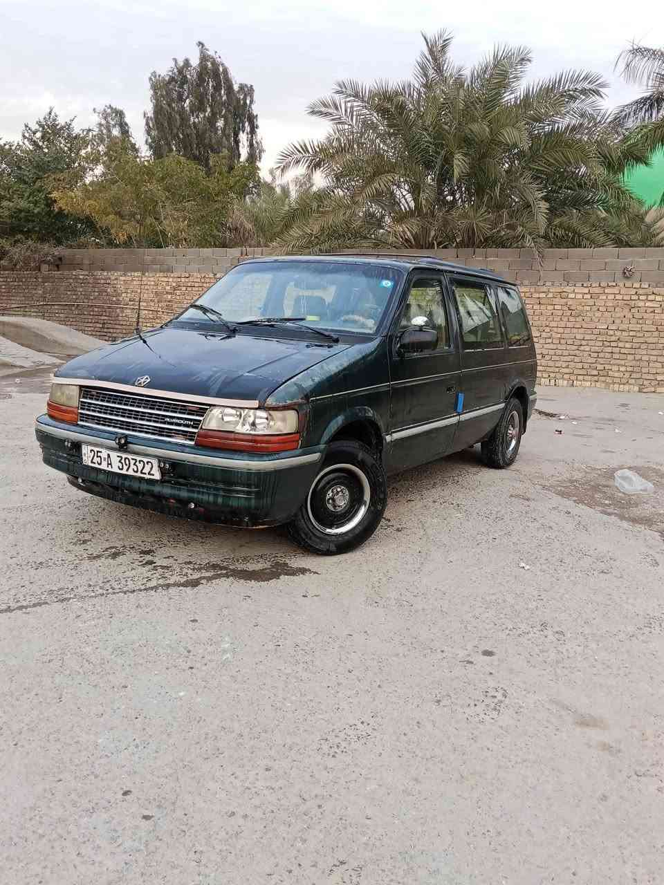 سلام عليكم سياره للبيع دوج كرفان موديل 92 مكينه كورله ياباني سيارة يرادله شويه ترتيب رقم سيارة كركوك مشروع وطني..مكان بغداد الزعفرانيه....رقم الهاتف ***********...سعر سيارة 40او بيه مجال
