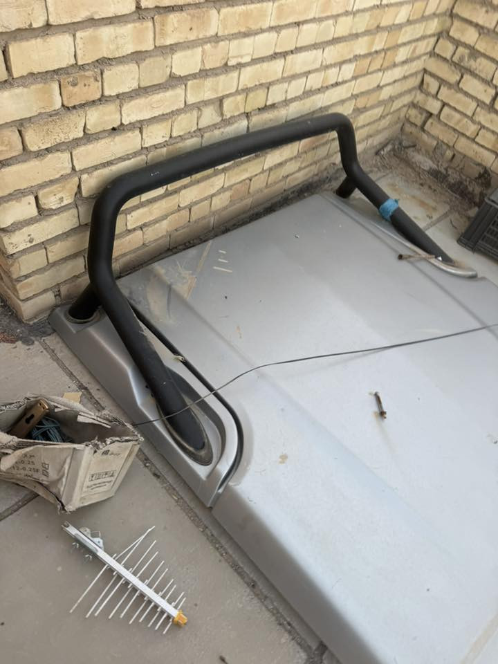 سلام عليكم اخوان غطاء بدي هايكلس اوربي نضيف كامل ملحقاتة تصبغة نفس لول سيارتك وشدة كعدة بلادية سعر 350 الف


**إذا كنت صاحب هذا الإعلان وتريد حذفه لأي سبب، رجاءا أرسل رسالة إلى الدعم الفني**