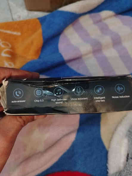 سماعه خوذه ماركة p102x
جديد بالكارتون مع كامل ملحقات
السعر 25 مع التوصيل
للتواصل وات ساب
***********
