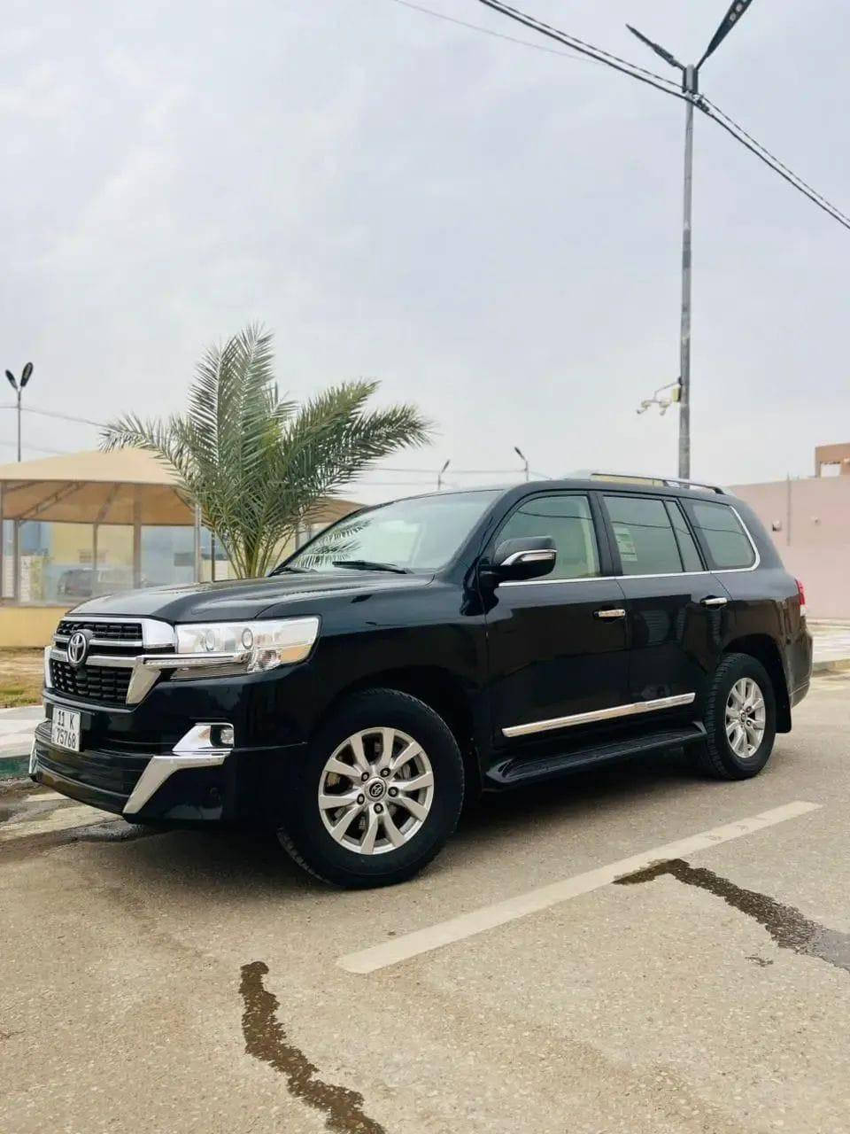 السلام عليكم لاندكروز موديل ٢٠١٦ بريم السيارة رقم بغداد سونارهة موضح ب المنشور سيارة جديدة كفالة تخم تاير جديد السعر ٤٦٥ وبيهة مجال عنوان البلديات للاستفسار ***********
