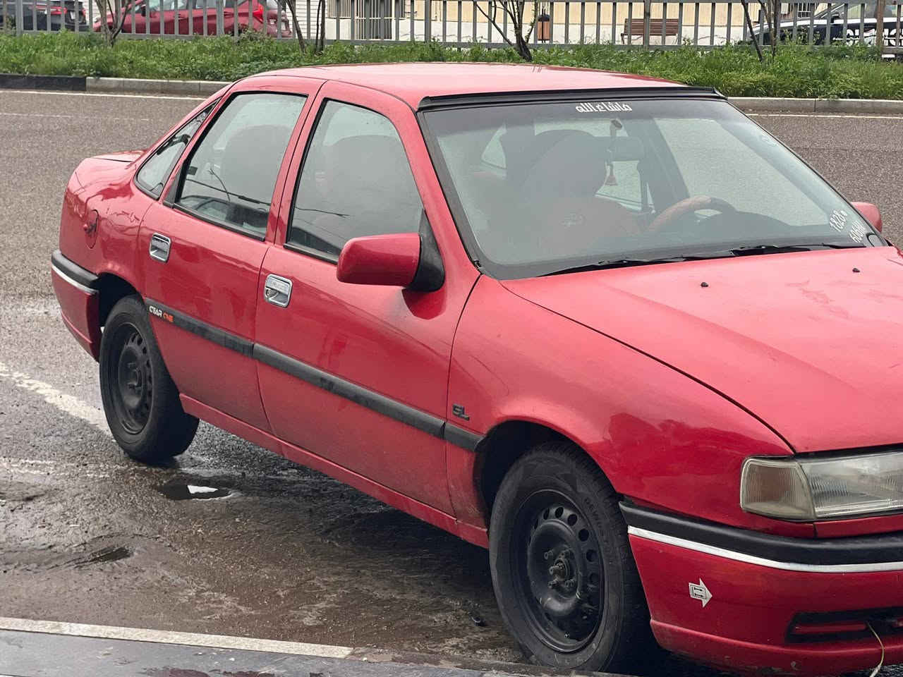 أوبل فيكتر للبيع موديل 1994 بلادي حجم  20 تدفئه تبريد  رقم سليمانيه سنويه لحد 2029 كير محرك شرط السياره ع بلاد صبغ بلادي فقط عندي جاملغ سكن شبر بي صبغ فقط شرط حته هلال بلادي السعر 47 بي مجال رقم موبايل ***********
