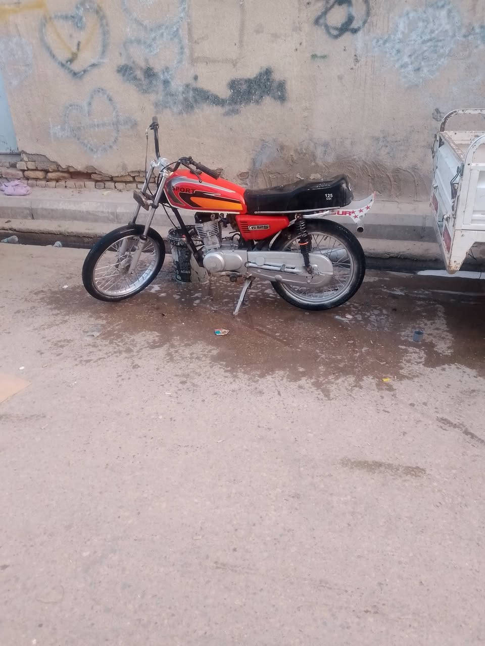 سلام عليكم دراجه للبيع كلك نضيفه دراجه ب300بيهة مجال مكان شطره ***********
