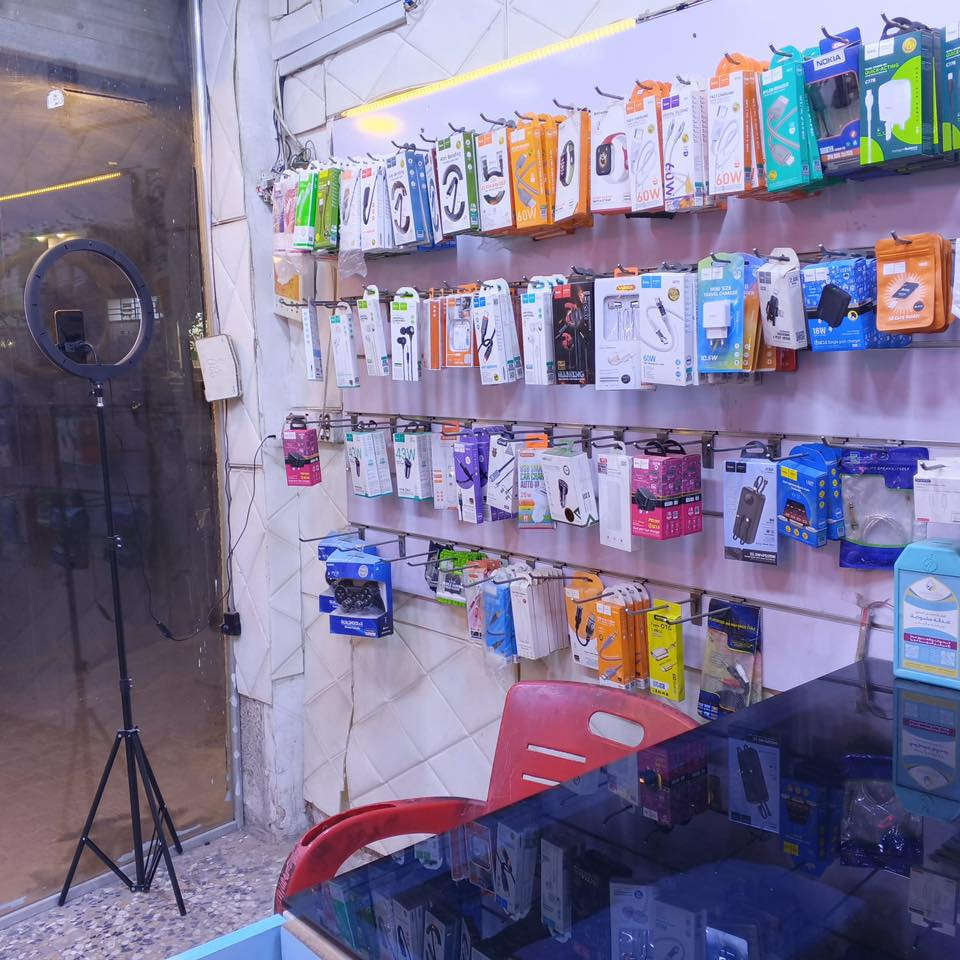 كربلاء حي الاطباء
للبيع محل موبايلات ركن
كامل من ميز درجه اوله و رفوف
ميز صيانه متكامل
حاسبه طابعه سستم كامرات
مستعجل ع بيعته بسبب ضروف
***********
