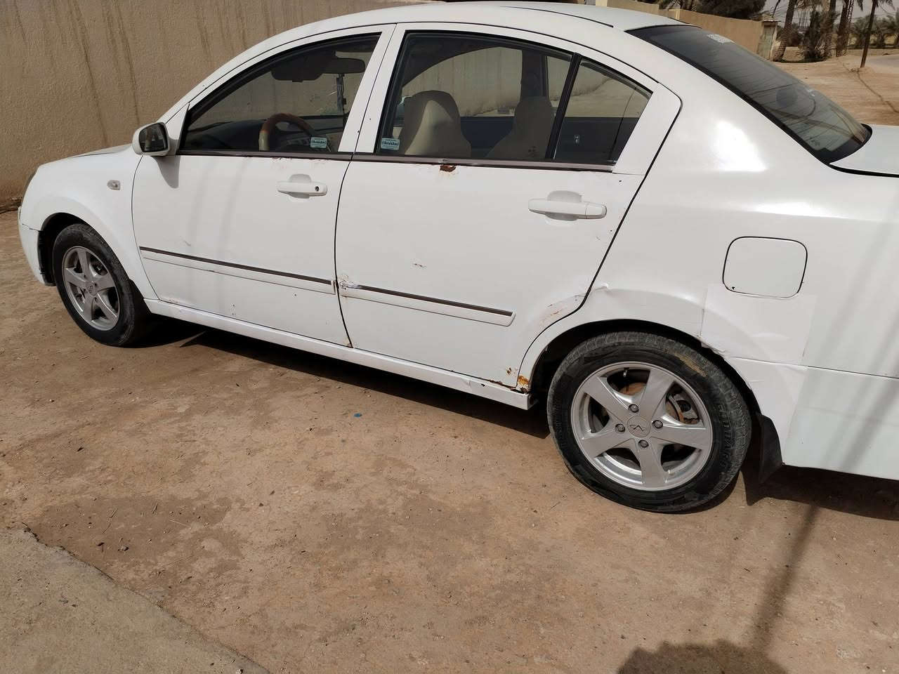 السلام عليكم ورحمة الله وبركاته
تفاصيل السياره بداخل المنشور
