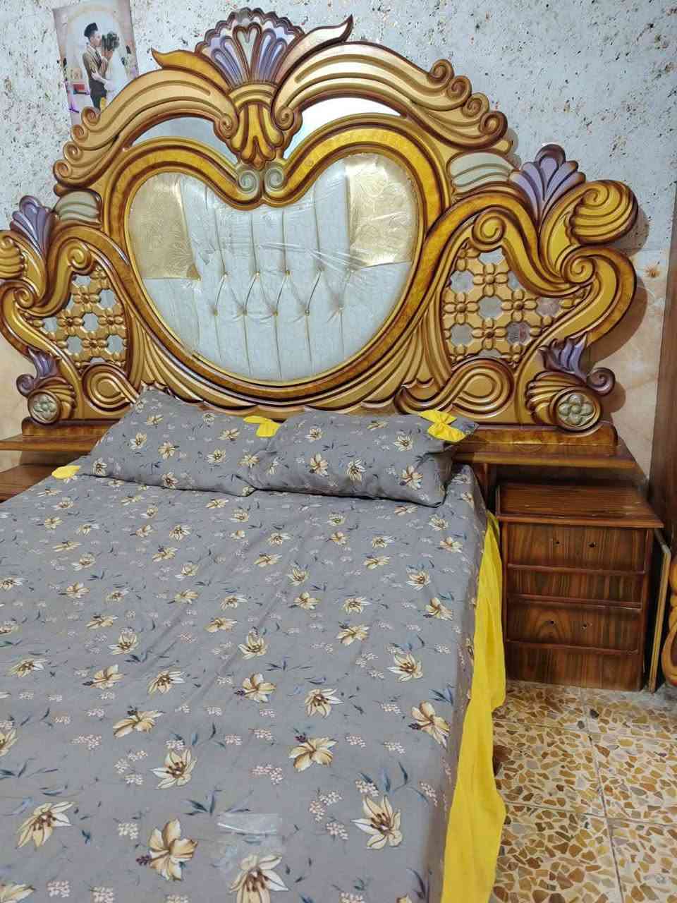 غرفه سوكيه نضيفه كلش سعرها 550 بيها مجال بسيط حك الجيه مكاني كوت الوافدين مستعجل على بيعته 
***********
