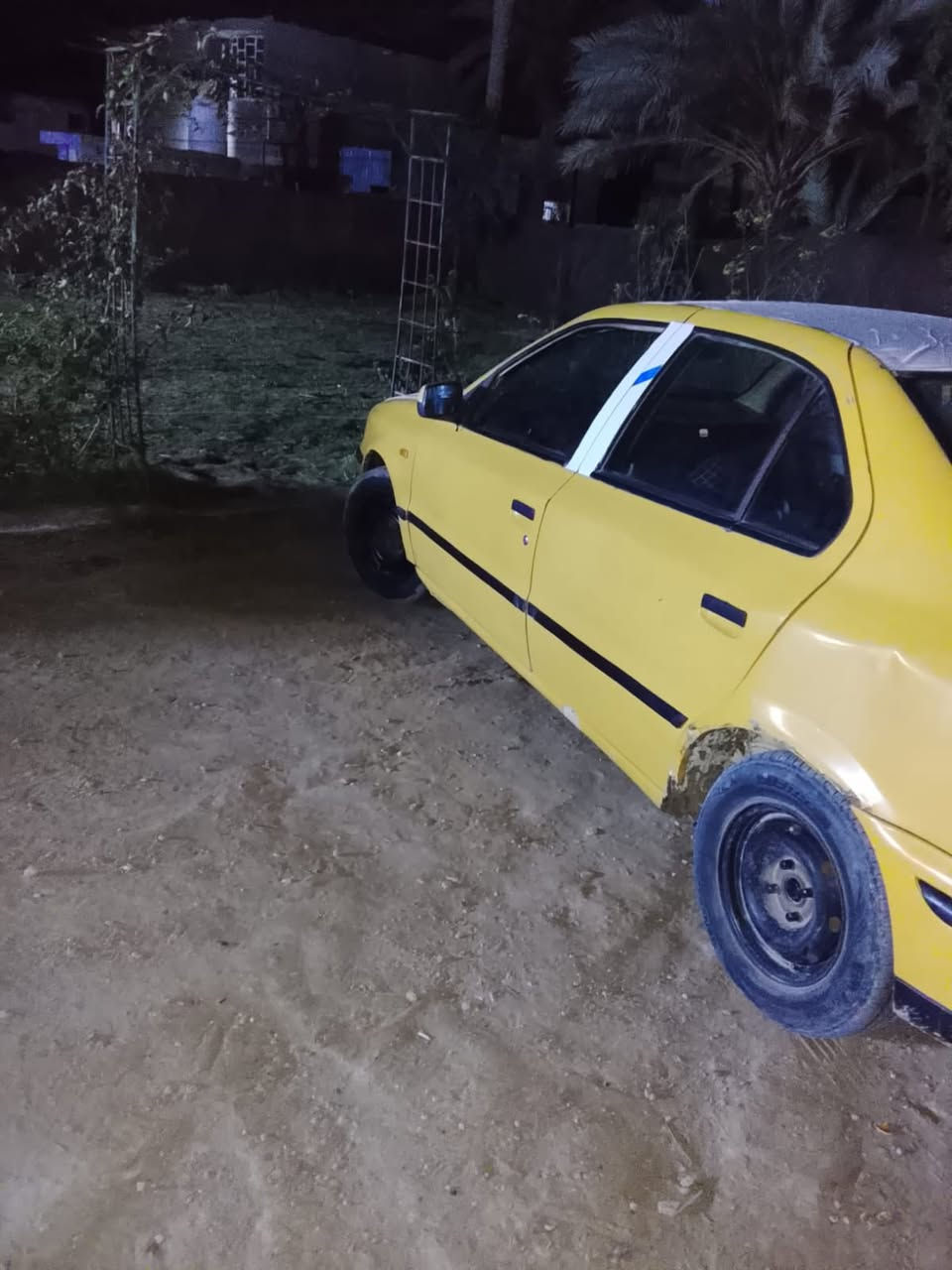 السلام عليكم سمند 2011رقم صدامي احمر بابل كير محرك كهربائيات تخم تاير المالك بلسكان بس ماندله السعر ١٢$مكاني بلحله ***********
