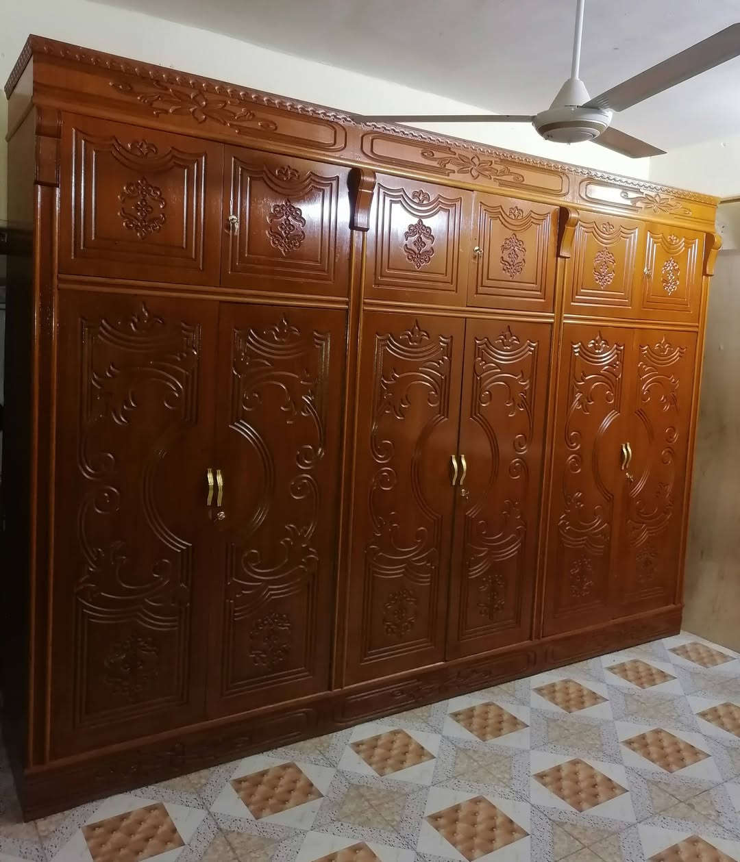 غرفه صاج للبيع مستعمله للبيع السعر خاص المكان شطره لاتصال ***********
