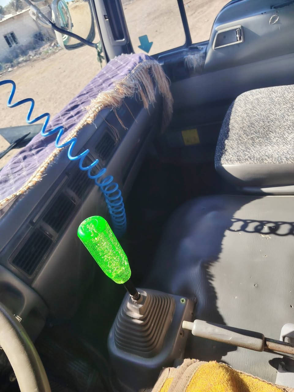 هينو للبيع طول سته وربع بلادي محرك 80 مال فولكن سياره بسمي تحويل ثاني يوم او وكاله قماره مال انكر
***********
